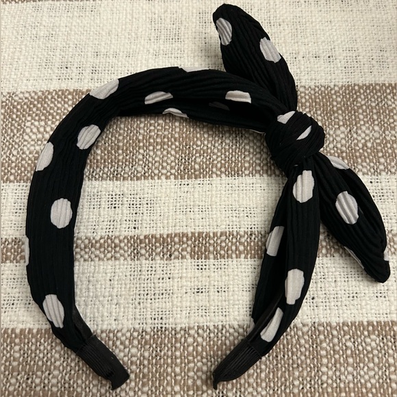 SOLD- 4 Knot Headbands - Picture 2 of 15